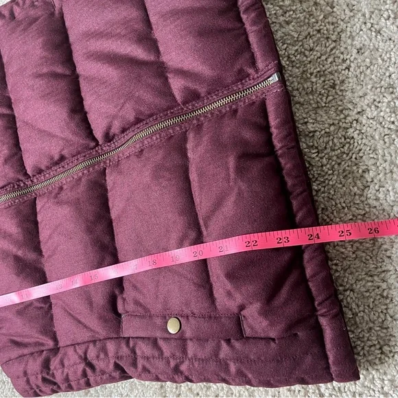 Old Navy Puffer Vest Full Zip Fleece Women’s Lined Pockets Burgundy XS - Picture 5 of 6